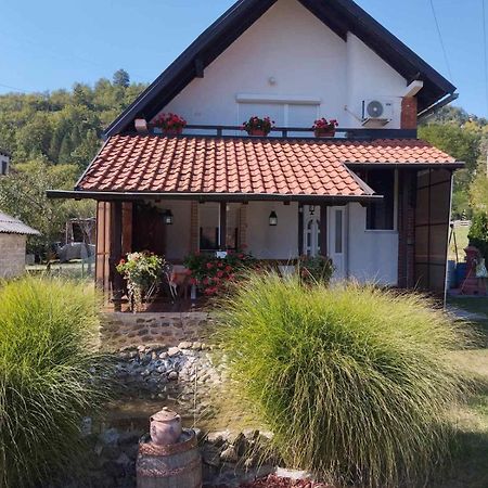 Villa Mir Mokra Gora Exterior foto