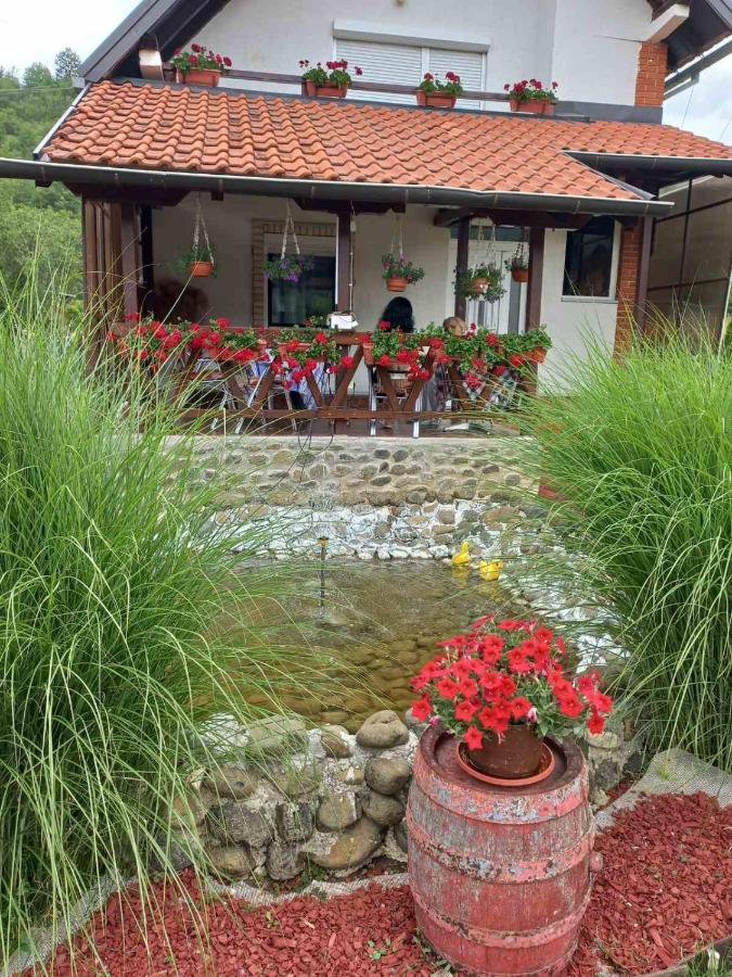 Villa Mir Mokra Gora Exterior foto
