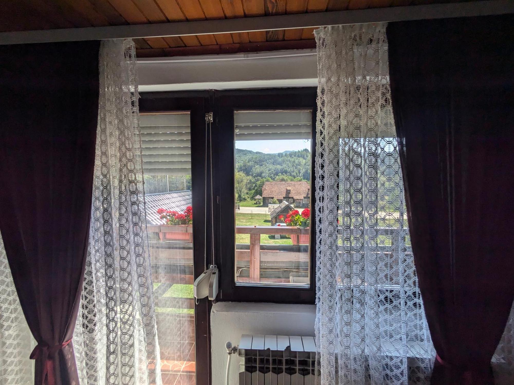 Villa Mir Mokra Gora Exterior foto